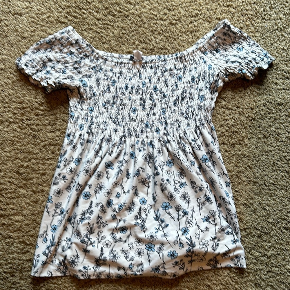 Women’s blouse